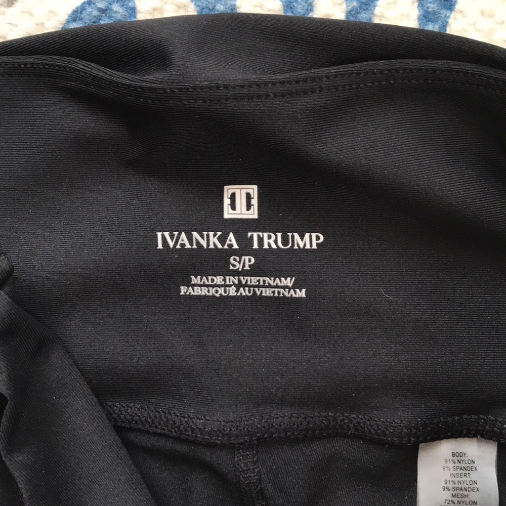 NWOT Women's Black Ruched Active Leggings - Picture 6 of 6